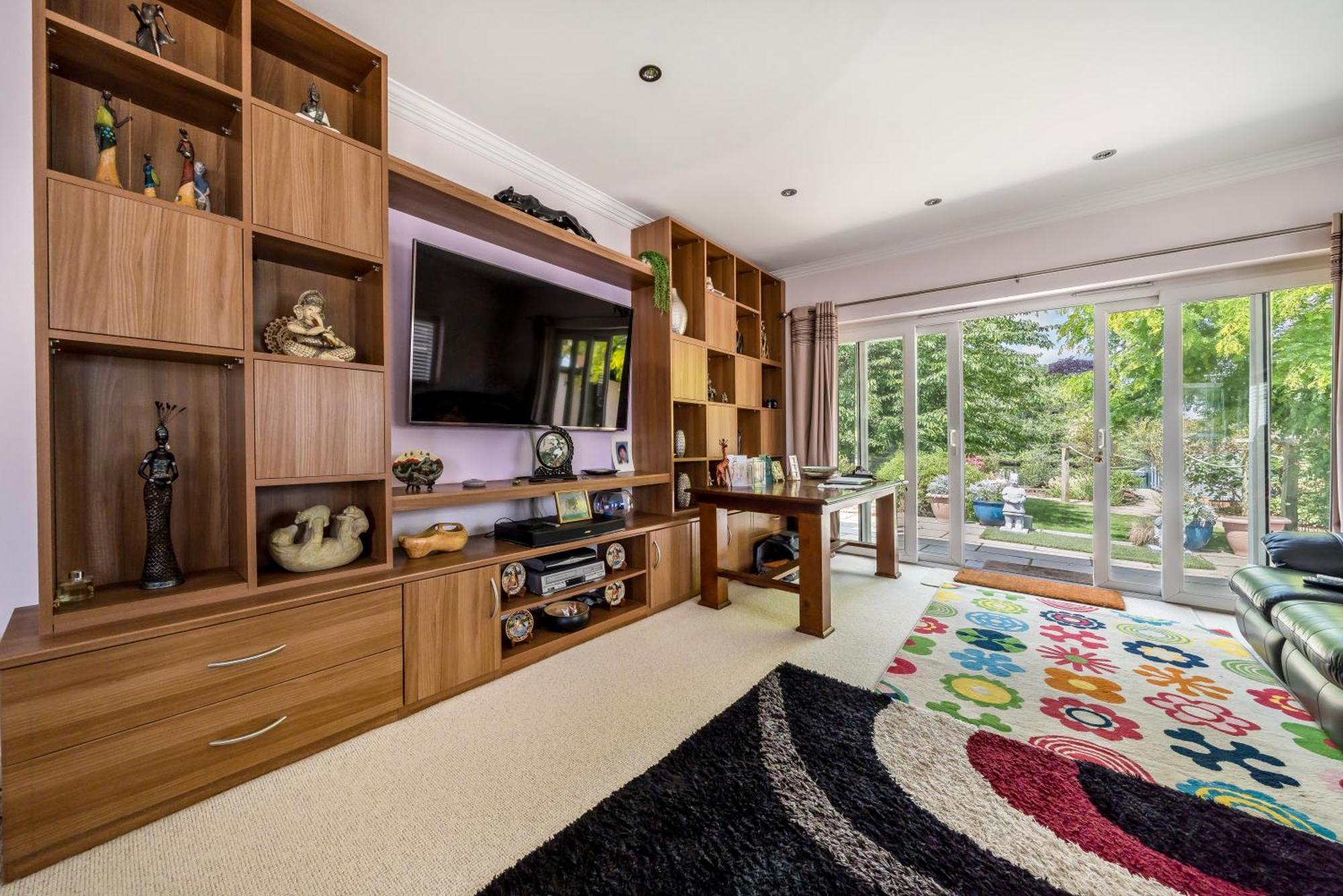 Serene Spacious Room Staines-upon-Thames Exterior foto